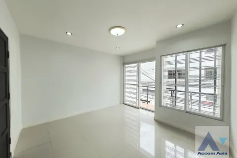 Reihenhaus in Watthana, Bangkok, Thailand 4 Schlafzimmer № 216605 - Foto 3