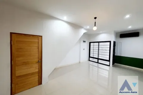 Reihenhaus in Watthana, Bangkok, Thailand 4 Schlafzimmer № 216605 - Foto 4