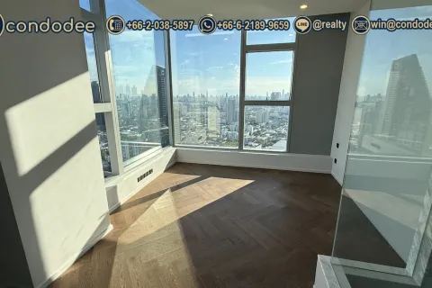Condo in Watthana, Bangkok, Thailand, 4 bedrooms № 201379 - photo 7