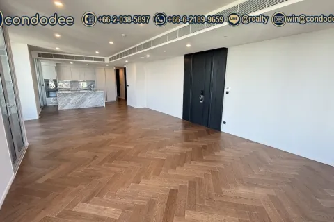 Condo in Watthana, Bangkok, Thailand, 4 bedrooms № 201379 - photo 2