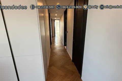 Condo in Watthana, Bangkok, Thailand, 4 bedrooms № 201379 - photo 9
