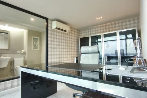 Condo à Pak Kret, Thaïlande, 3 chambres  № 162949 - photo 10