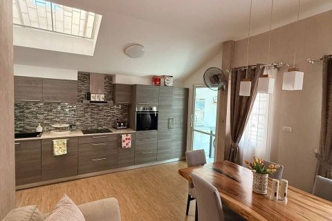 Townhouse in Pattaya, Thailand 2 bedrooms № 162948 - photo 2