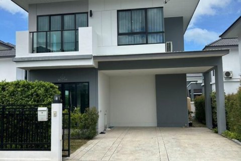 House in Ban Chang, Thailand 3 bedrooms № 162947