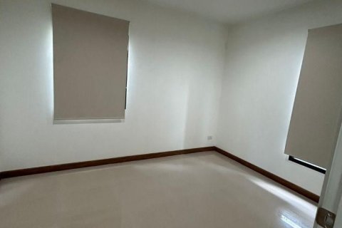 House in Ban Chang, Thailand 3 bedrooms № 162947 - photo 9