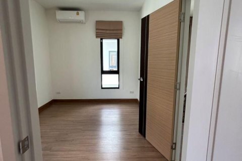 House in Ban Chang, Thailand 3 bedrooms № 162947 - photo 5