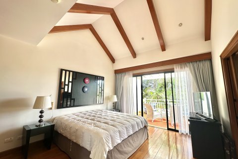 Villa in Phuket, Thailand 4 bedrooms № 137330 - photo 14