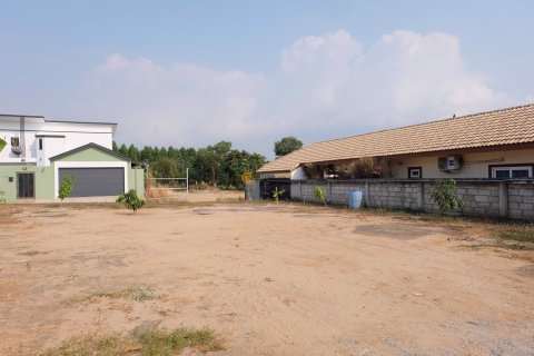 Земельный участок в Банг Ламунге, Таиланд  № 204892 - фото 2