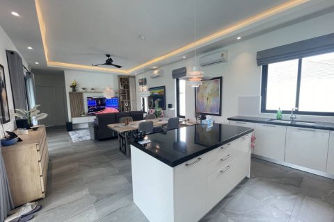 Villa in Hua Hin, Thailand 3 bedrooms № 114358 - photo 3