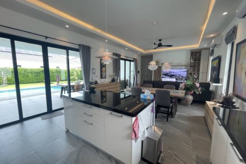 Villa in Hua Hin, Thailand 3 bedrooms № 114358 - photo 4