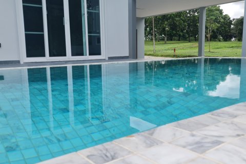 Villa in Chiang Rai, Thailand 3 bedrooms № 169005 - photo 18