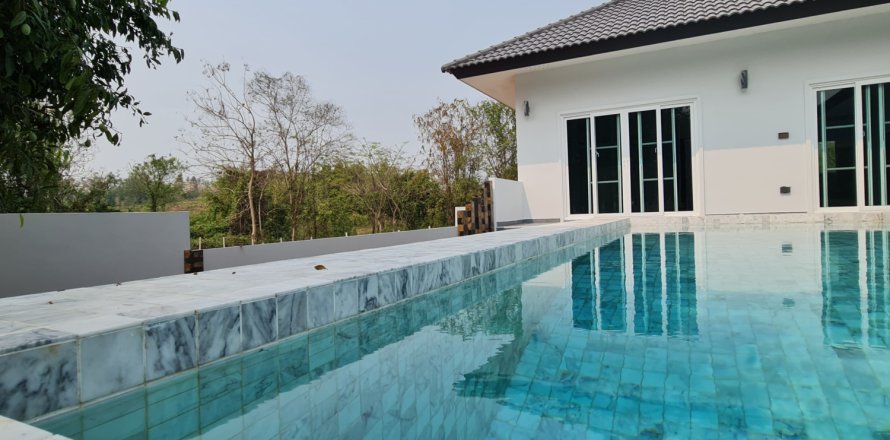 Villa in Chiang Rai, Thailand 3 bedrooms № 169004