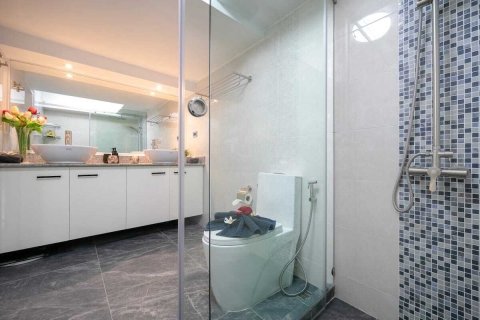 Condo in Kathu, Thailand, 2 bedrooms  № 168999 - photo 8