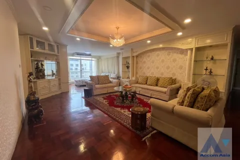 Condo in Watthana, Bangkok, Thailand, 3 bedrooms  № 215359