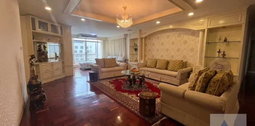 Eigentumswohnung in Watthana, Bangkok, Thailand, 3 Schlafzimmer  № 215359