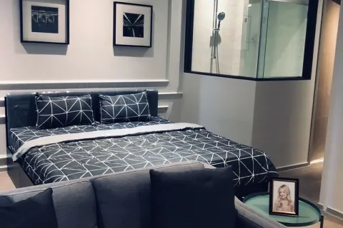 Eigentumswohnung in Bang Rak, Bangkok, Thailand, 1 Schlafzimmer  № 215361 - Foto 3