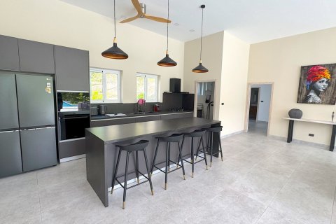 House in Ko Samui, Thailand 4 bedrooms № 130478 - photo 5
