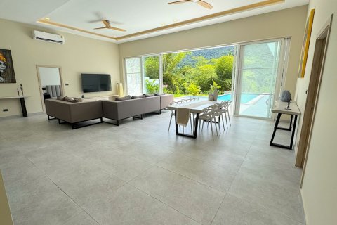 House in Ko Samui, Thailand 4 bedrooms № 130478 - photo 7