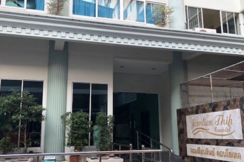 Studio in the Condo on Jomtien Beach, Pattaya, Thailand № 204354 - photo 5