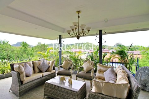 บ้านในพัทยา, ประเทศไทย 4 ห้องนอน № 198695 - รูปถ่าย 16