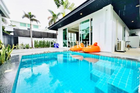 House in Pattaya, Thailand 2 bedrooms № 198696
