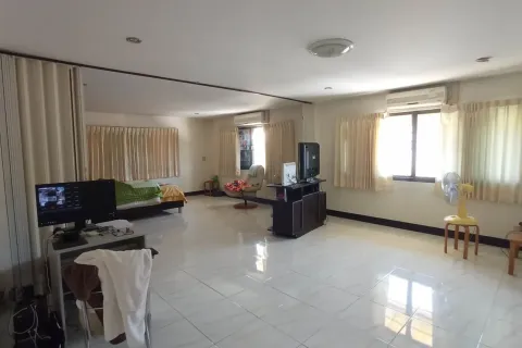 Офис в Чиангмае, Таиланд 672м2  № 162844 - фото 3