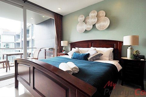 Studio in the Condo in Bang Lamung, Thailand  № 205291