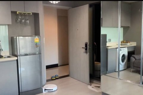 Studio in the Condo in Khlong Toei, Bangkok, Thailand  № 154194 - photo 8