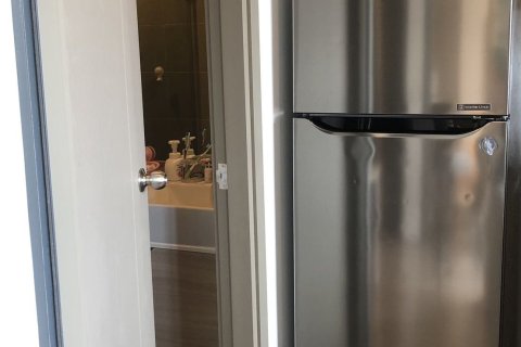 Condo à Bang Na, Bangkok, Thaïlande, 2 chambres  № 154198 - photo 10