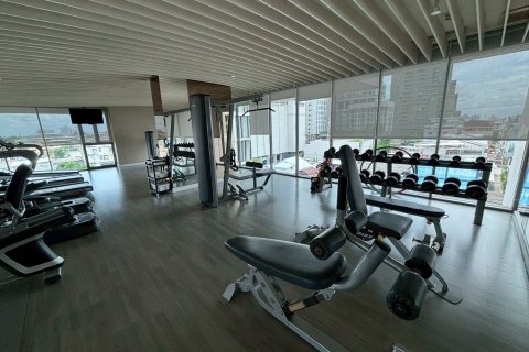 Кондоминиум с 2 спальнями в Кхлонг Сане, Бангкок, Таиланд № 154195 - фото 18