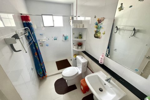 Maison à Kathu, Thaïlande 4 chambres № 154193 - photo 13