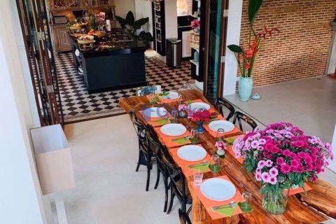 House in Pattaya, Thailand 5 bedrooms № 196890 - photo 6