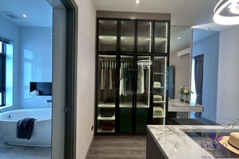 Villa in Chiang Mai, Thailand 4 bedrooms № 162667 - photo 12