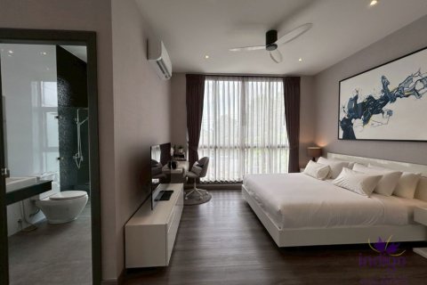 Villa in Chiang Mai, Thailand 4 bedrooms № 162667 - photo 17