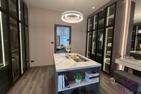 Villa in Chiang Mai, Thailand 4 bedrooms № 162667 - photo 6