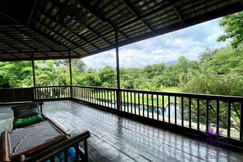 Villa à Chiang Mai, Thaïlande 4 chambres № 162670 - photo 11