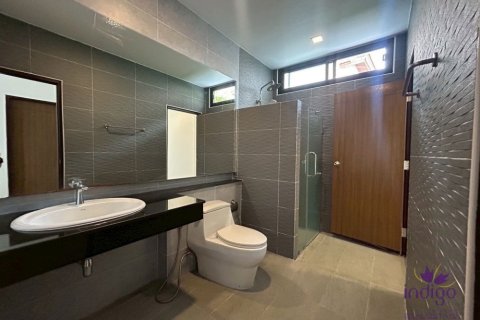 Villa in Chiang Mai, Thailand 4 bedrooms № 162666 - photo 25