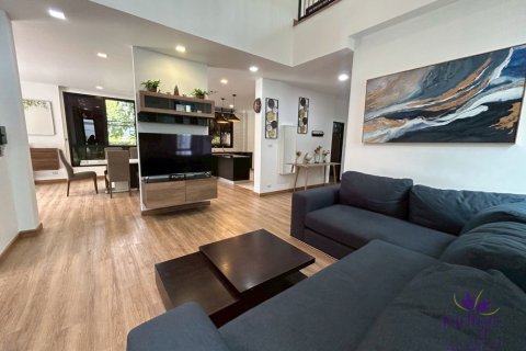 Villa in Chiang Mai, Thailand 4 bedrooms № 162666 - photo 17