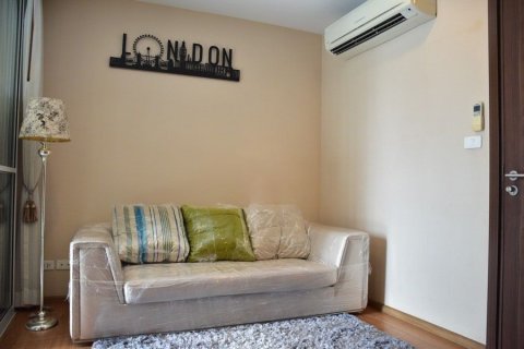 Студия в кондо в Ваттхане, Бангкок, Таиланд № 154255 - фото 2