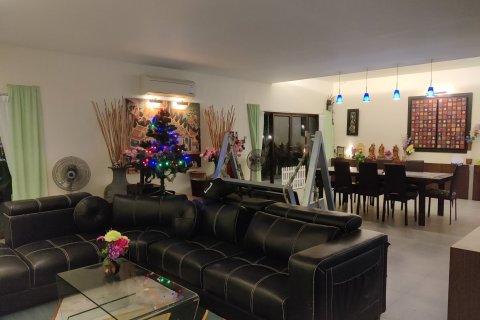 Дом в Убонратчатхани, Таиланд с 7 спальнями  № 154259 - фото 18