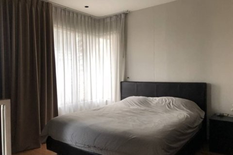 Студия в кондо в Клонг Тоэй, Бангкок, Таиланд № 154260 - фото 4