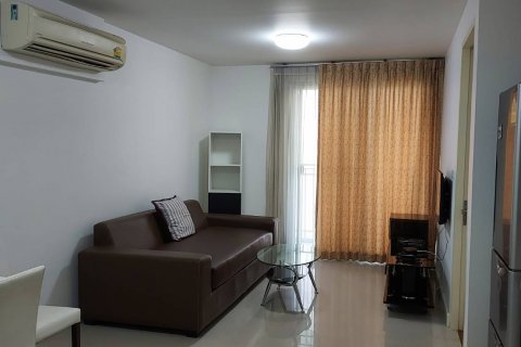 Condo in Bangkok, Thailand, 1 bedroom  № 143189 - photo 4