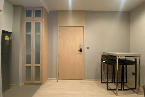 Кондоминиум с 1 спальней в Бангкоке, Таиланд № 143190 - фото 7