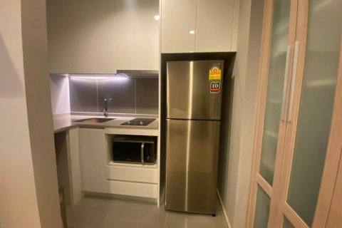 Кондоминиум с 1 спальней в Бангкоке, Таиланд № 143190 - фото 9