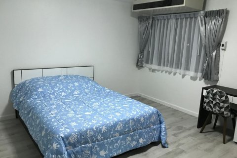 Condo à Watthana, Bangkok, Thaïlande, 3 chambres  № 135666 - photo 10