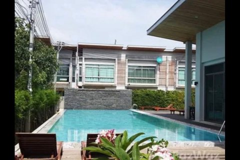 House in Phuket, Thailand 3 bedrooms № 135669 - photo 2