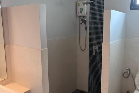 House in Phuket, Thailand 3 bedrooms № 135669 - photo 27
