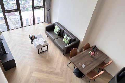 Condo in Phra Khanong, Bangkok, Thailand, 2 bedrooms № 136031 - photo 6