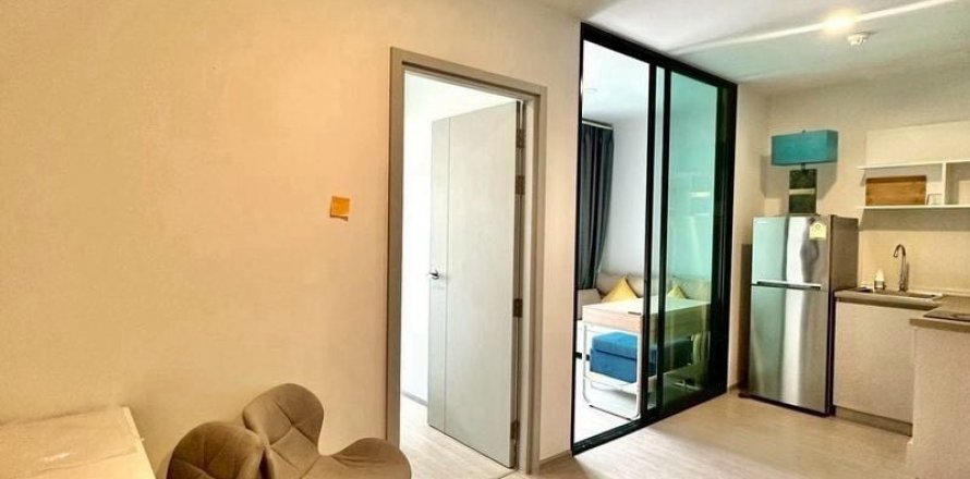 Condo à Din Daeng, Bangkok, Thaïlande, 2 chambres  № 136030