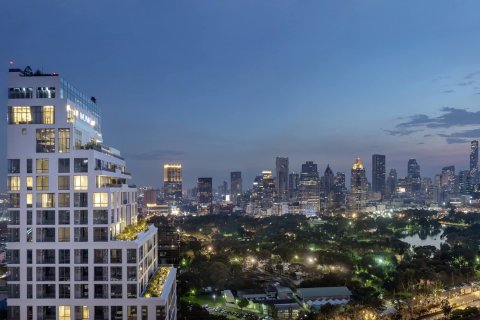 Condo à Pathum Wan, Bangkok, Thaïlande, 2 chambres  № 172533 - photo 2